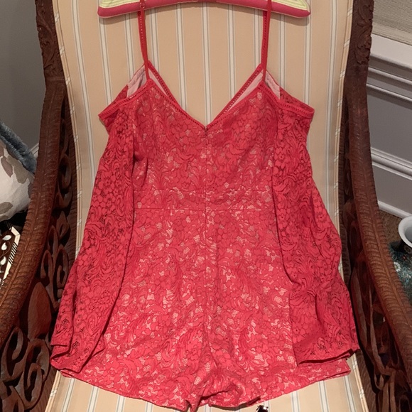 THE JETSET DIARIES RAVA LACE ROMPER SEXY SHOULDER STRAPS FRONT POCKETS LINED S - Picture 10 of 15